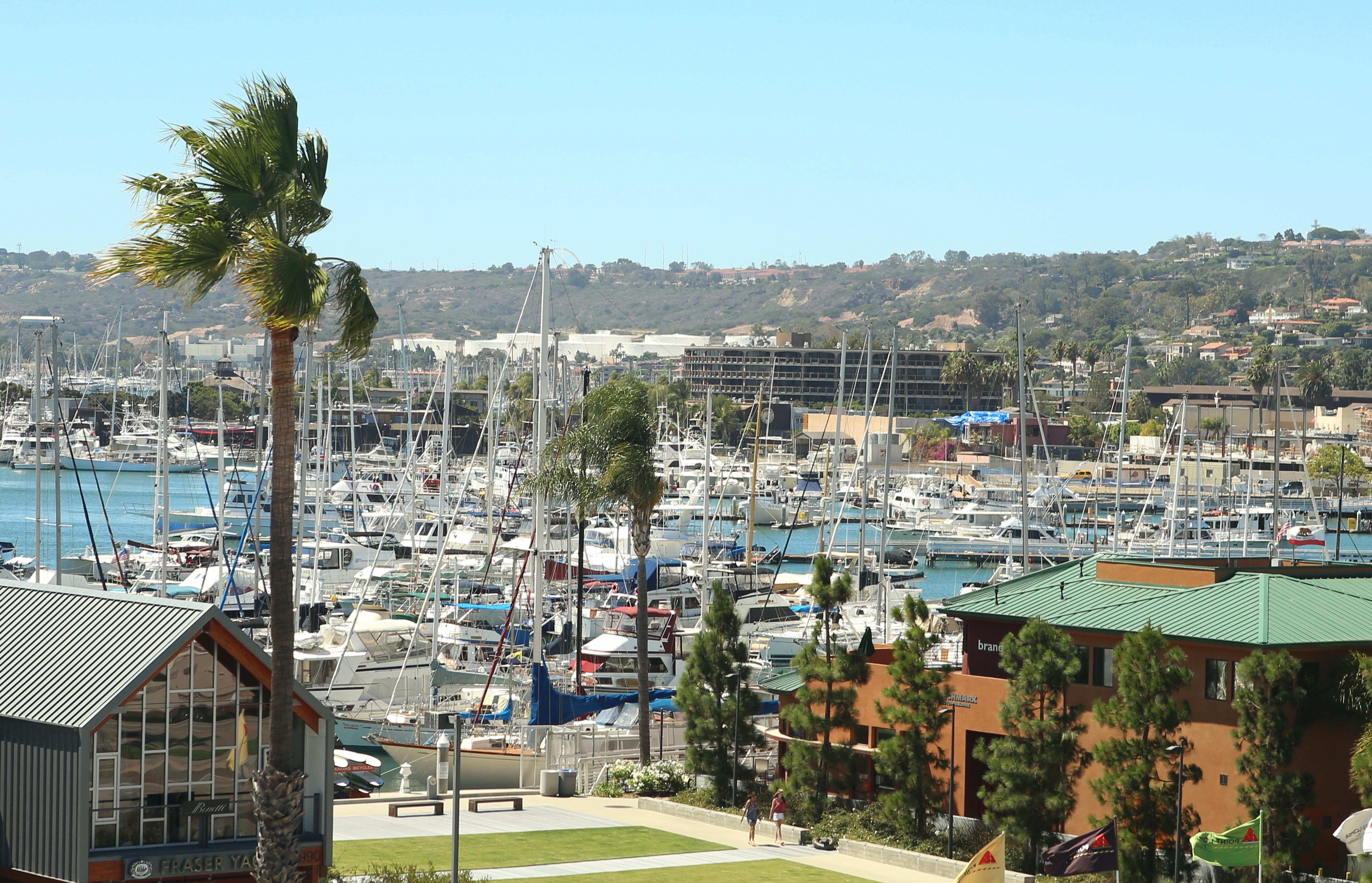 Doubletree By Hilton San Diego Bayside Exterior photo