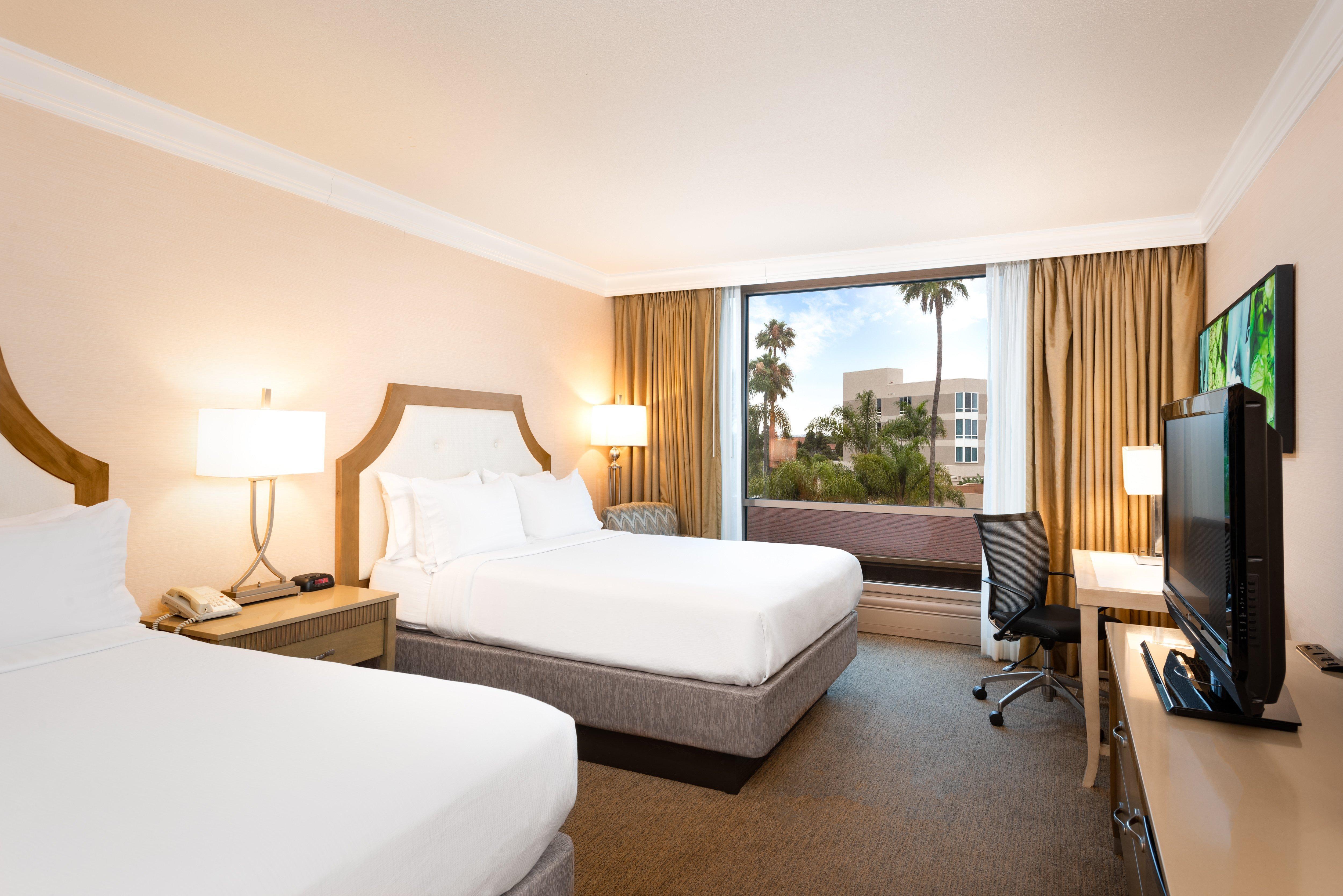 Doubletree By Hilton San Diego Bayside Exterior photo