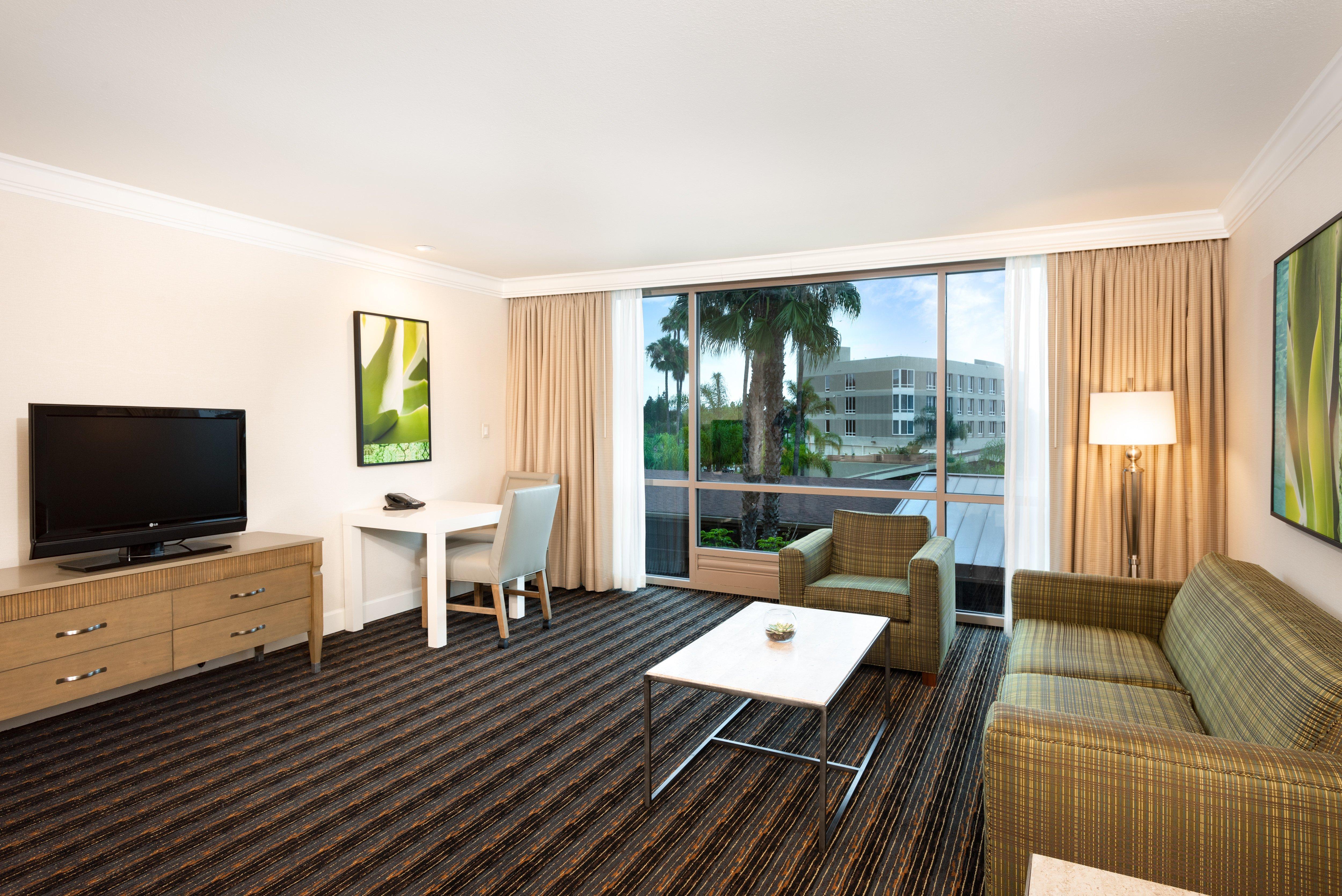 Doubletree By Hilton San Diego Bayside Exterior photo